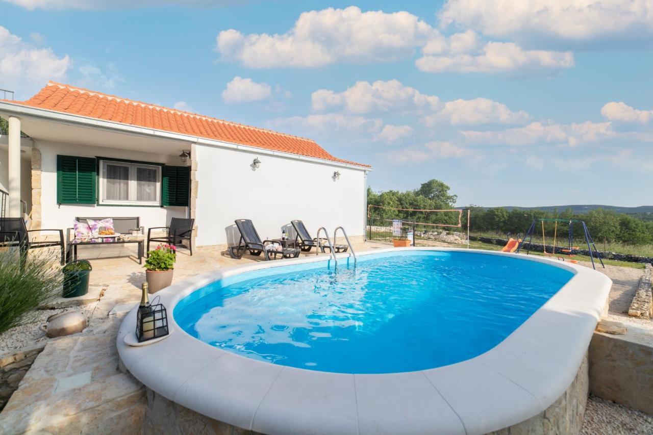 Holiday Home Sego With Private Pool Veliki Brocanac Exterior photo