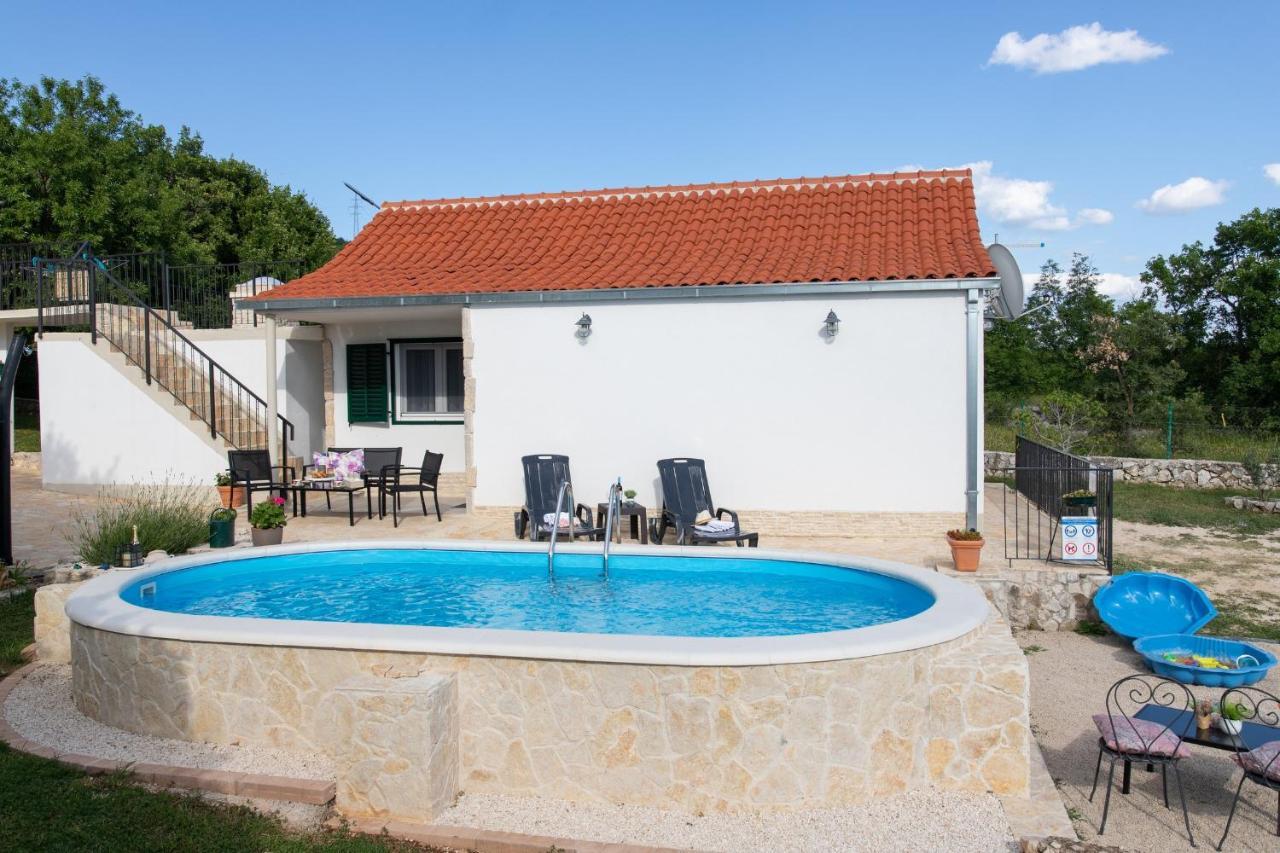 Holiday Home Sego With Private Pool Veliki Brocanac Exterior photo